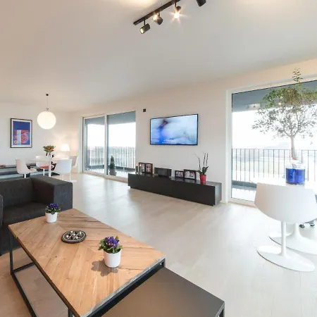 Havenzicht With Parking By Interhome Апартаменты